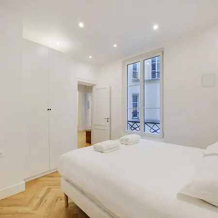 Appartamento Elegant 3bdr 6p - Champs-elysees Parigi