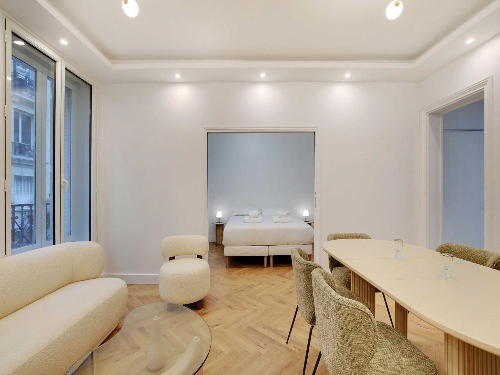 Elegant 3bdr 6p - Champs-elysees Appartamento