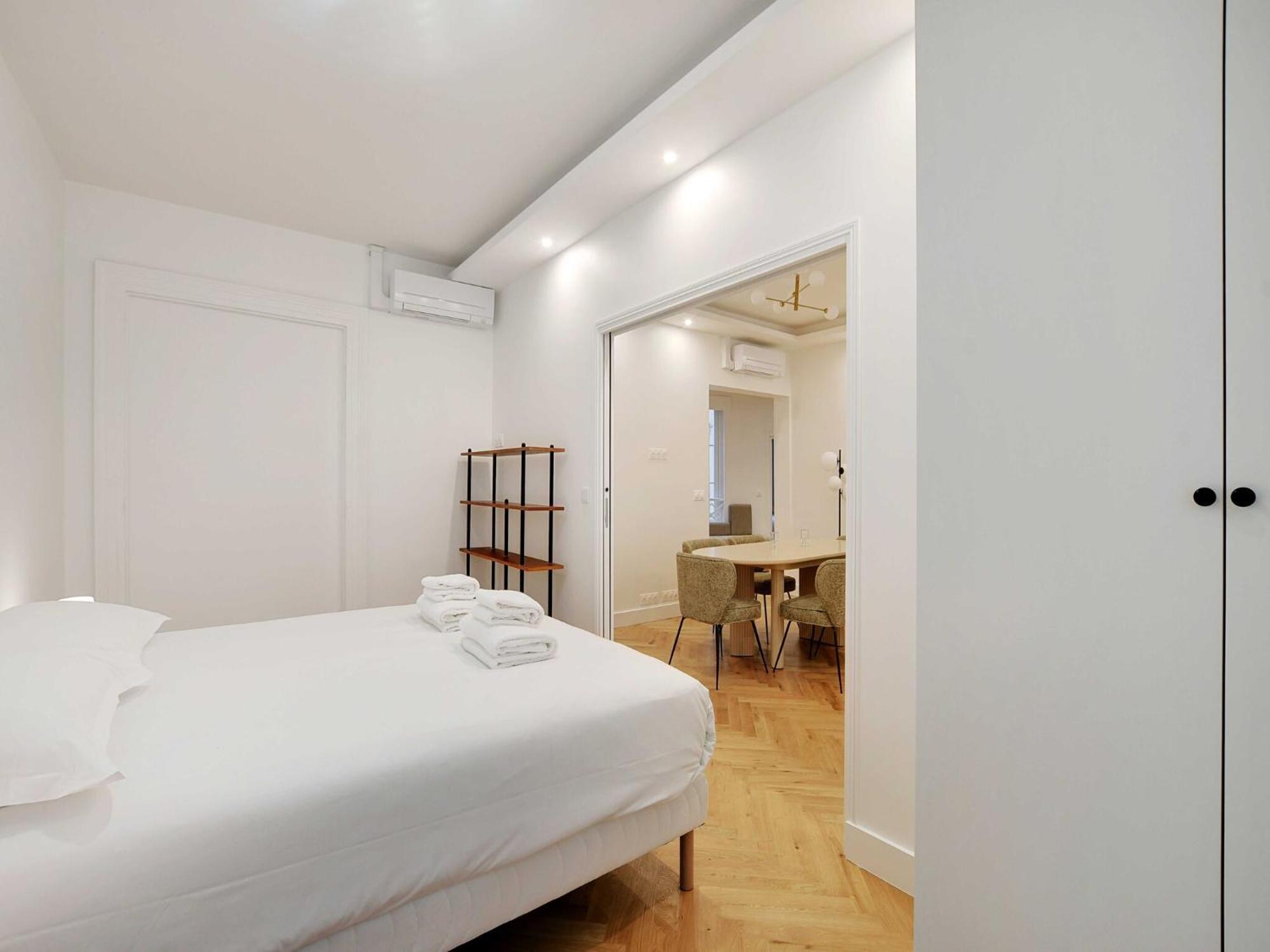 Elegant 3bdr 6p - Champs-elysees Appartamento *