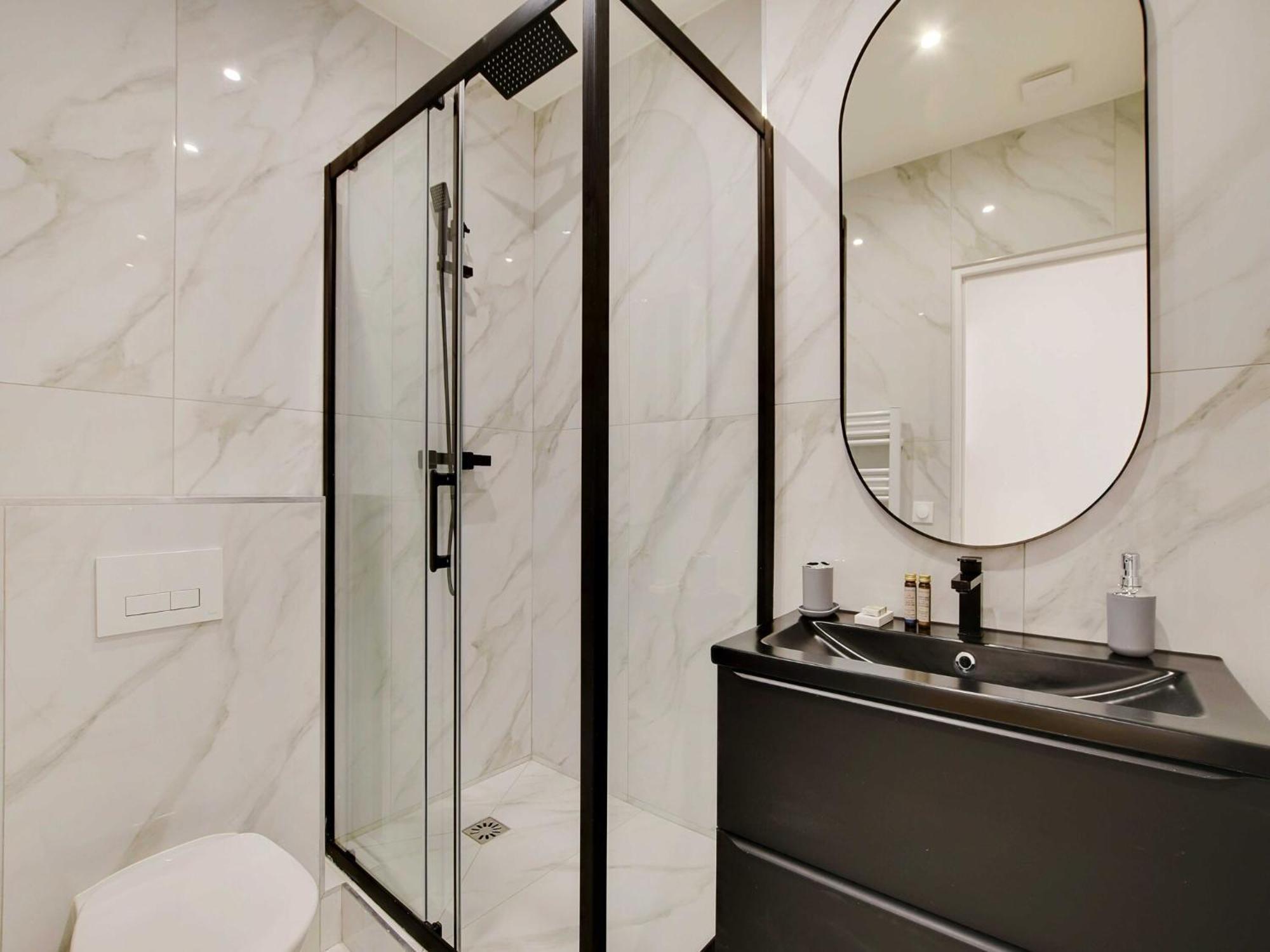 Elegant 3bdr 6p - Champs-elysees Appartamento